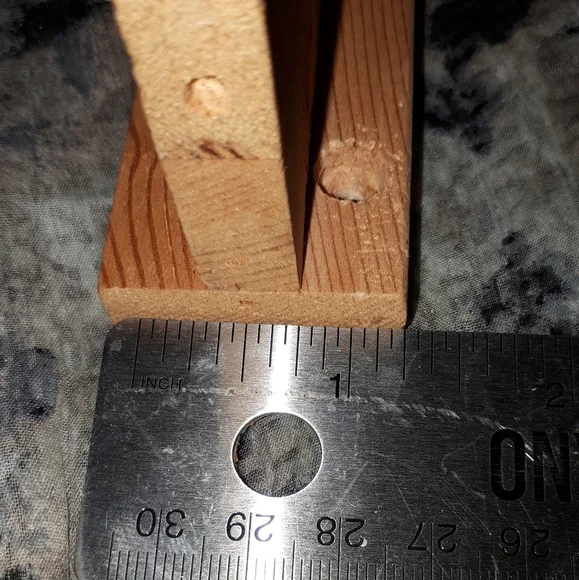 Pine brackets. - Picture 4 of 4